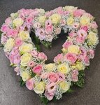 Rouwarrangementen en troost bloemen