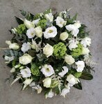 Rouwarrangementen en troost bloemen